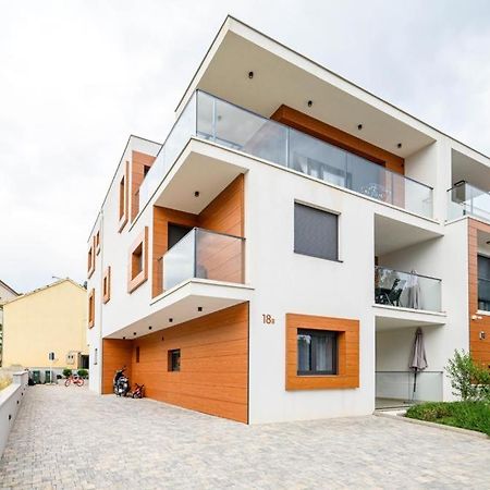 Ledunis Apartamento Šibenik Exterior foto